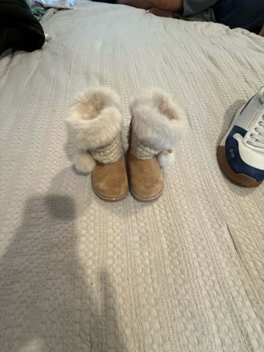 Seychelles Toddler Faux Fur Pom Pom Winter Boots Size 5